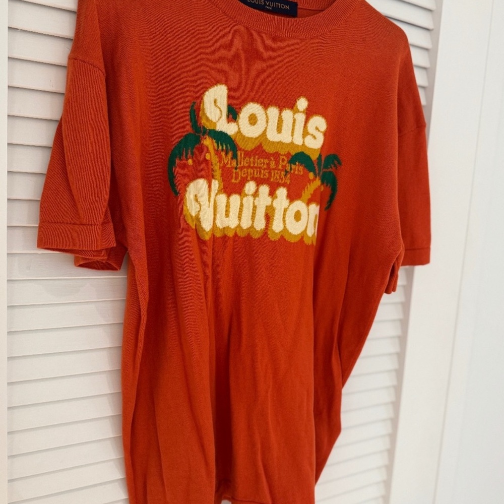 !SOLDLouis Vuitton  Orange T-Shirt
